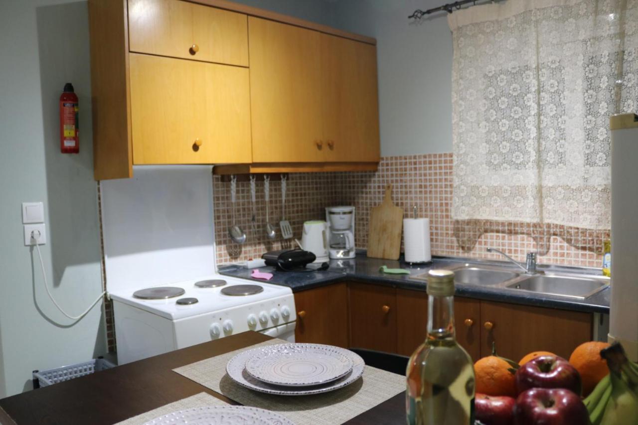 Semi-Basement 50Sqm Apartment Near Kos Citycenter Bagian luar foto